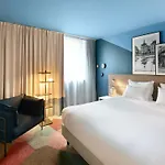Radisson Szálloda 4*