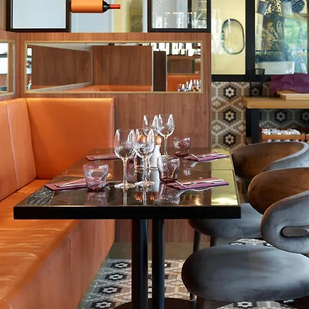 Radisson Hotel Burdeos