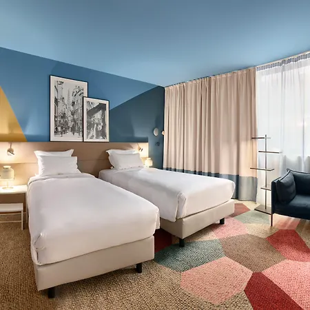Radisson Hotel 4*